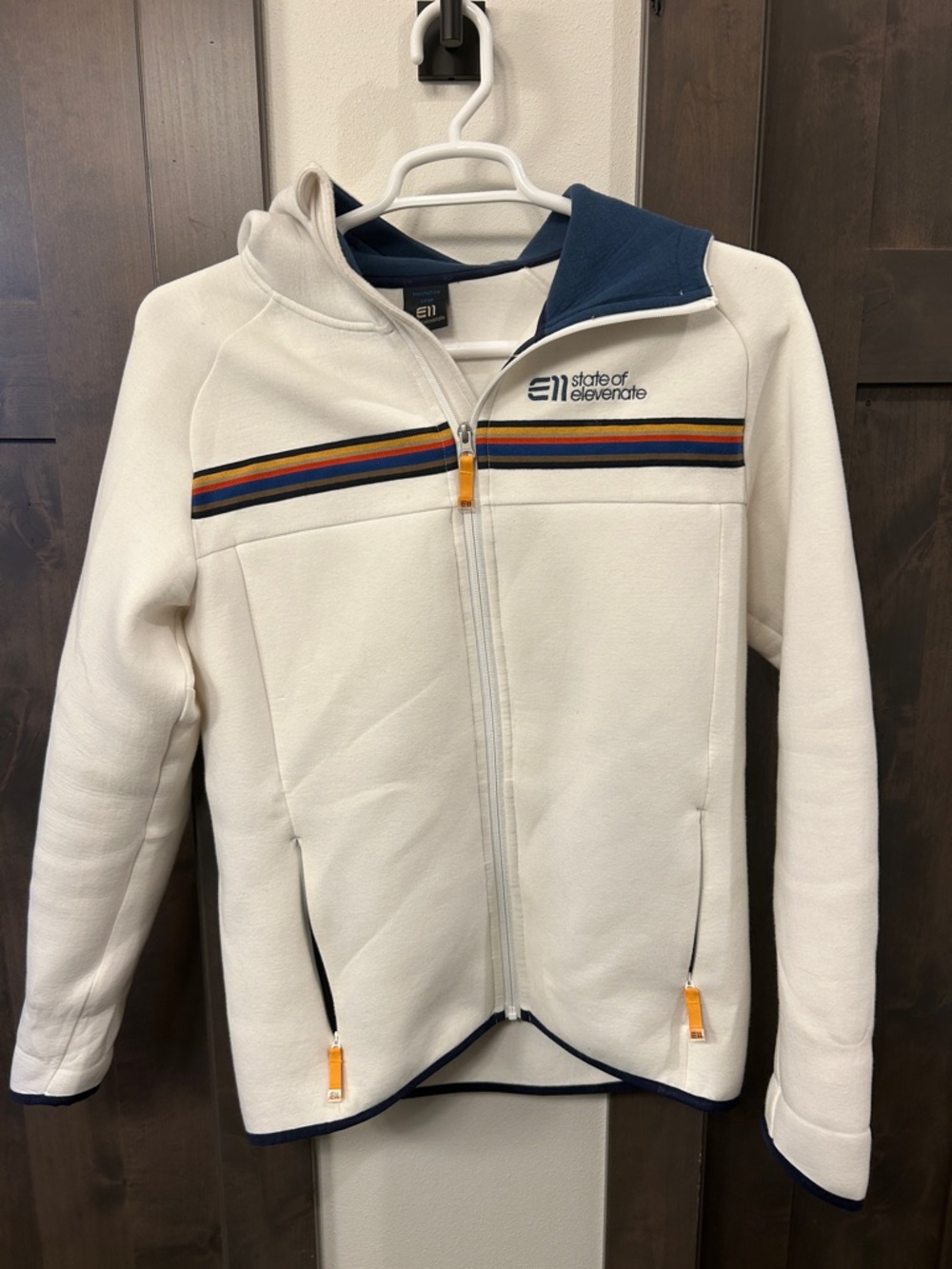 State of Elevenate Full zip Hoody Sweatshirt Mens size Large white with blue E11